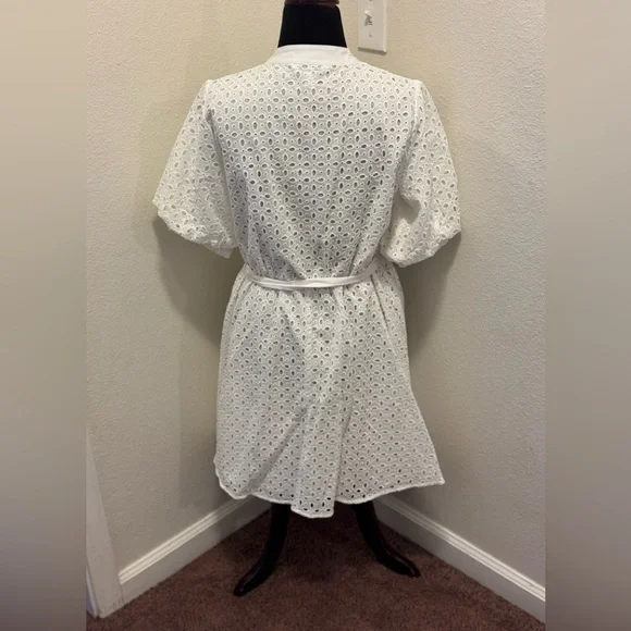 Nine West White Belted Puff Sleeve Eyelet Dress Fit Flare Cottagecore M NEW - Picture 4 of 9